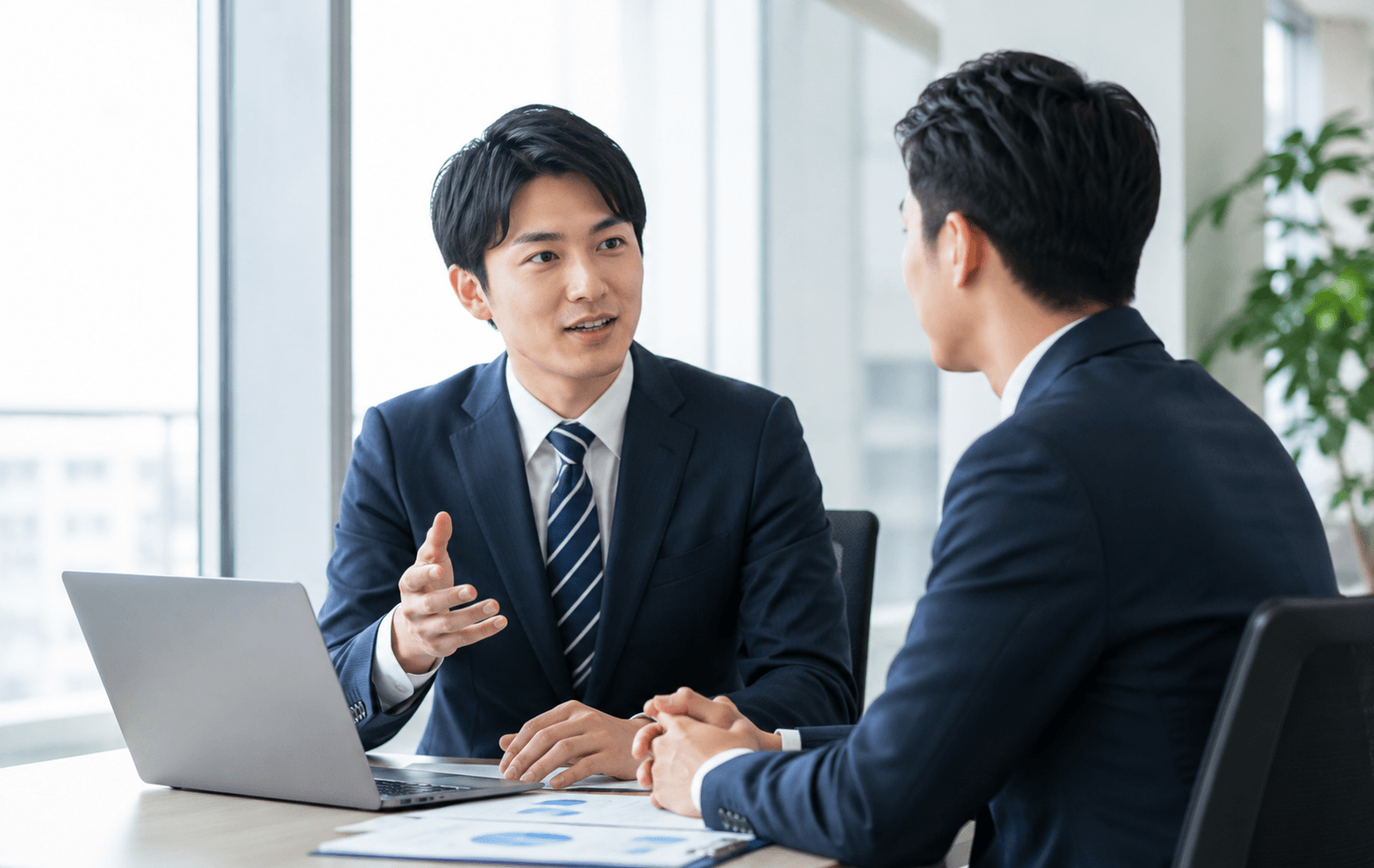 週3人分の手作業をゼロに——大阪の広告会社・閃、Octoparseでレビュー収集を自動化した事例